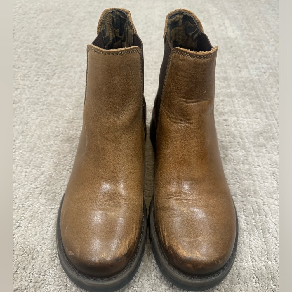 Fly London Salv Chelsea Boot
